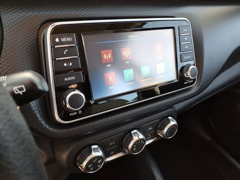 Used 2024 Nissan Kicks S image 21