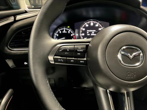 Used 2025 MAZDA CX-30 Carbon AWD/4WD image 11