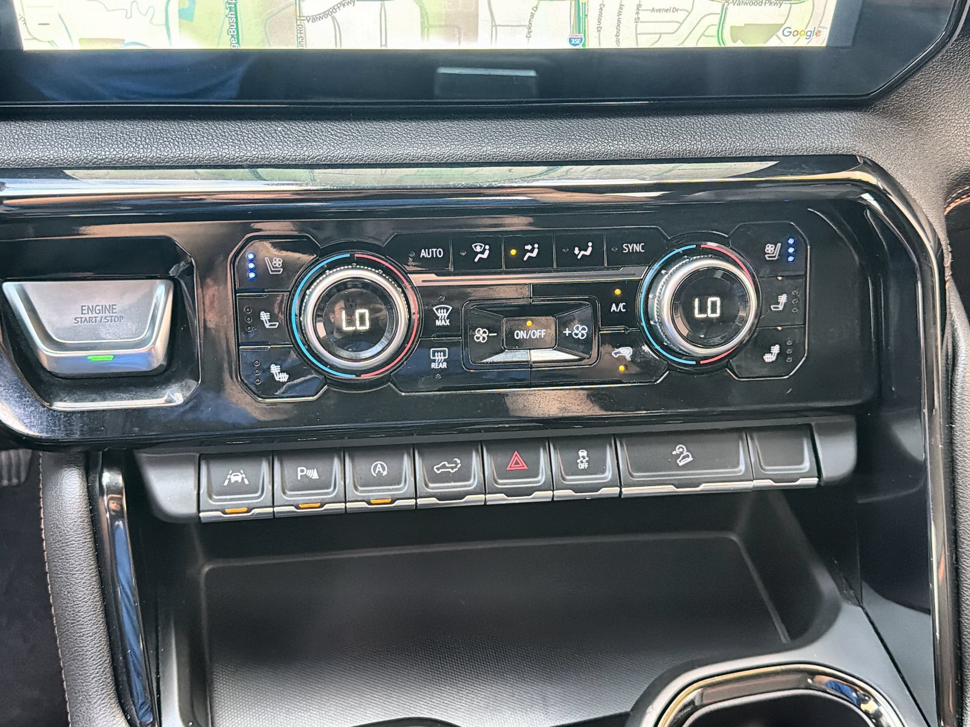 Used 2025 GMC Sierra 1500 AT4 w/ AT4 Premium Package AWD/4WD image 19