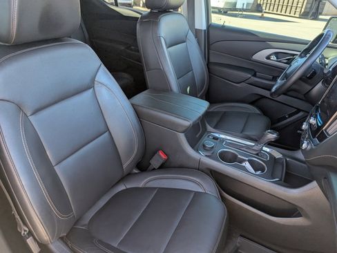 Certified 2020 Chevrolet Traverse RS w/ LPO, Floor Liner Package image 12