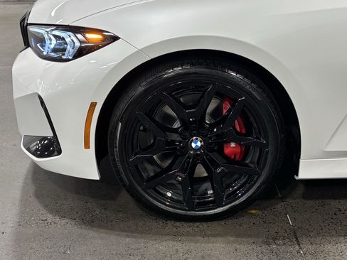 New 2026 BMW 330i xDrive Sedan w/ M Sport Package AWD/4WD image 12
