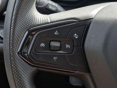 Certified 2024 Chevrolet Trax LS image 20