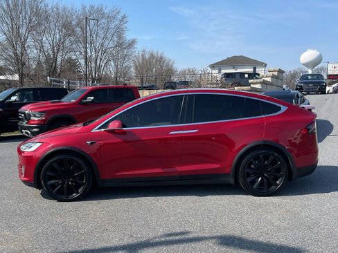 Used 2020 Tesla Model X Long Range image 3
