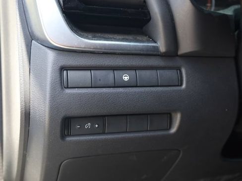 Used 2021 Nissan Rogue SV FWD image 14