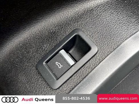 Used 2023 Audi Q5 2.0T Premium w/ Convenience Package AWD/4WD image 19