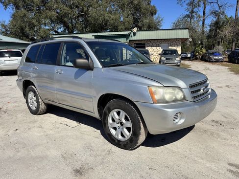 Used 2003 Toyota Highlander 4WD V6 w/ Appearance Pkg image 1