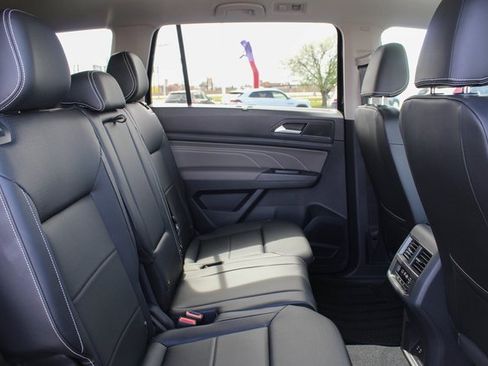 Used 2023 Volkswagen Atlas SEL image 14