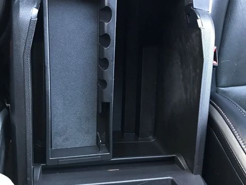 Used 2019 Ford F150 Platinum image 40