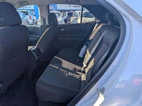 Used 2021 Chevrolet Equinox LT image 10