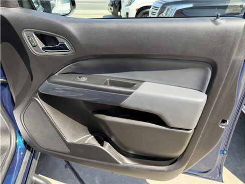 Used 2019 Chevrolet Colorado Z71 AWD/4WD image 28