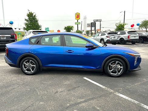 Used 2025 Kia K4 FWD image 9