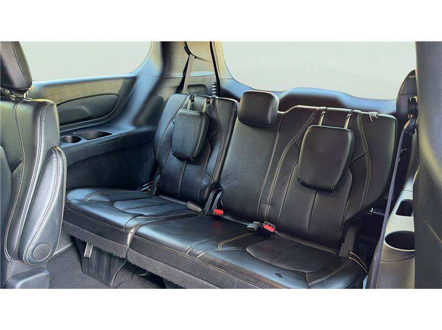 Used 2025 Chrysler Pacifica Select FWD image 20