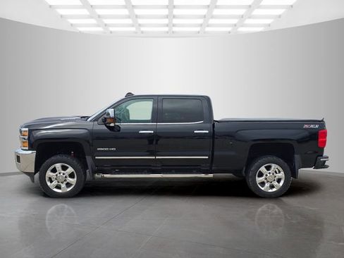 Used 2017 Chevrolet Silverado 2500 LTZ w/ Duramax Plus Package image 4