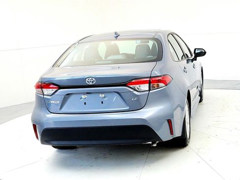 Used 2023 Toyota Corolla LE image 5