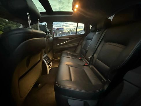 Used 2014 BMW 535i Gran Turismo image 13