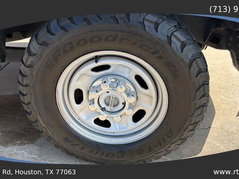 Used 2019 Ford F250 XL w/ Power Equipment Group AWD/4WD image 12