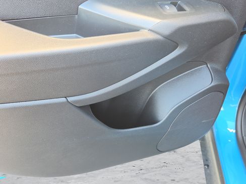 New 2026 Chevrolet Trax RS FWD image 36
