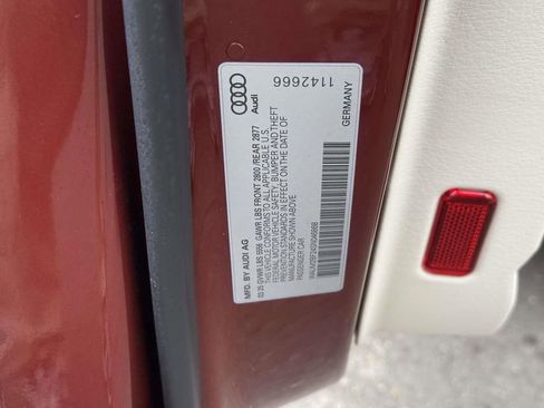 Used 2025 Audi A6 3.0T Prestige image 31