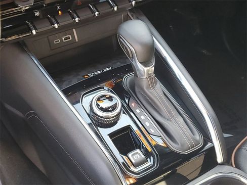 Used 2023 GMC Canyon AT4 w/ AT4 Premium Package image 26