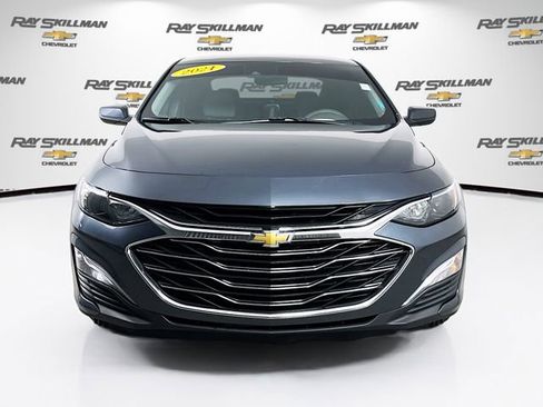Used 2021 Chevrolet Malibu LS w/ Driver Confidence Package II image 2