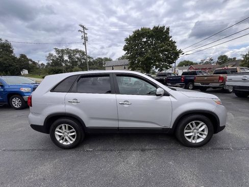 Used 2014 Kia Sorento LX AWD/4WD image 4