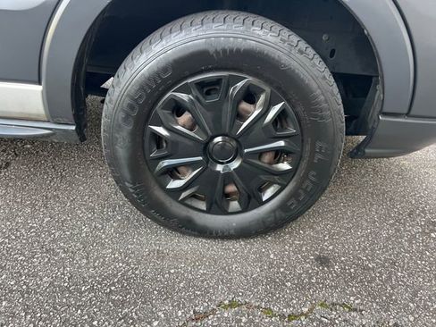 Used 2015 Ford Transit 350 XLT image 30