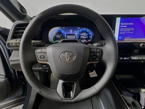 New 2026 Toyota Crown Signia AWD/4WD image 15