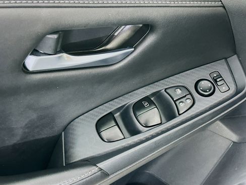 Used 2024 Nissan Sentra SV image 15