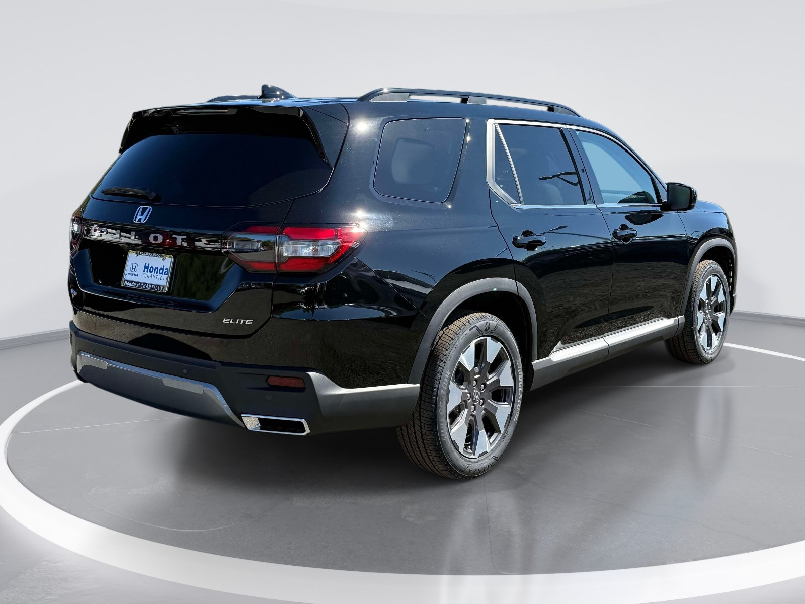 New 2026 Honda Pilot Elite image 2