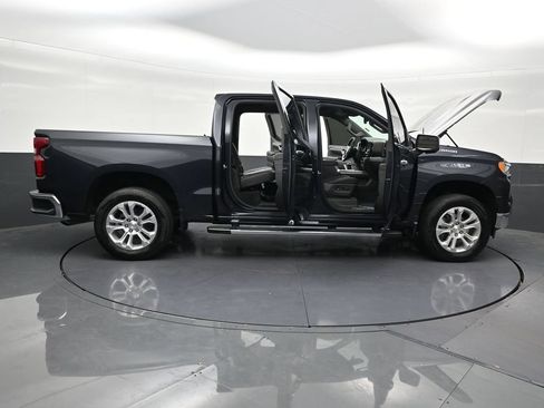 Used 2023 Chevrolet Silverado 1500 LTZ RWD image 30