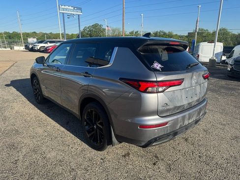 Used 2023 Mitsubishi Outlander SEL Black Edition image 5