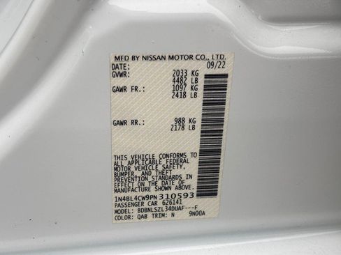 Used 2023 Nissan Altima 2.5 SR w/ SR Premium Package image 27