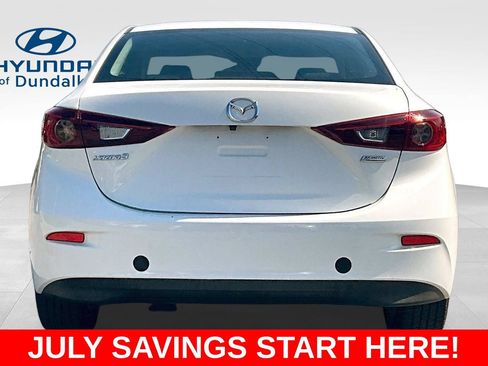 Used 2018 MAZDA MAZDA3 Sport w/ Preferred Equipment Package FWD image 5