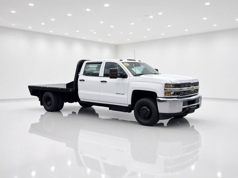 Used 2016 Chevrolet Silverado 3500 W/T w/ WT Convenience Package AWD/4WD image 8