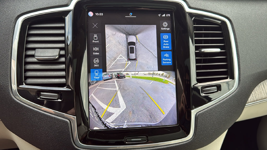 Certified 2024 Volvo XC90 T8 Plus AWD/4WD image 19