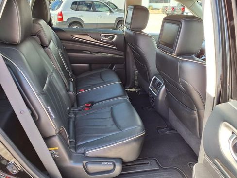 Used 2020 INFINITI QX60 Luxe w/ Essential Package image 16