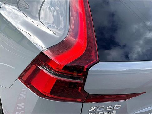New 2026 Volvo XC60 B5 Plus AWD/4WD image 43