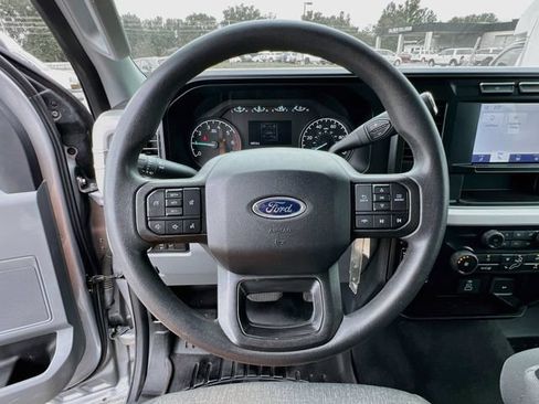 Used 2024 Ford F250 XL w/ STX Appearance Package AWD/4WD image 12