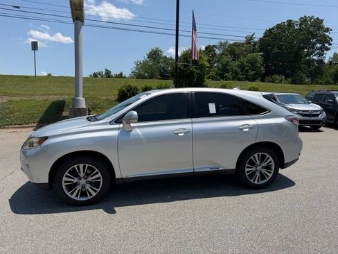 Used 2014 Lexus RX 450h FWD image 2