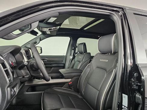 New 2026 RAM 1500 Laramie w/ Laramie Preferred Package AWD/4WD image 23