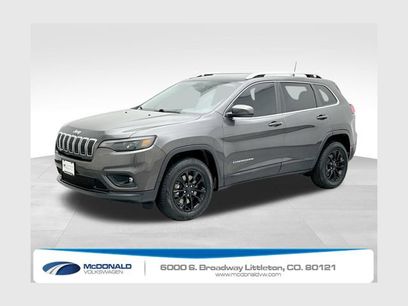 Used 2019 Jeep Cherokee Latitude Plus w/ Comfort/Convenience Group