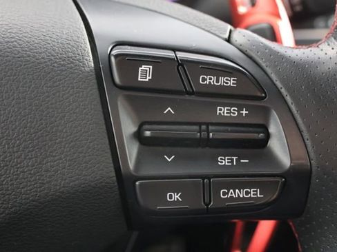Used 2018 Hyundai Elantra Sport w/ Sport Premium Package 03 FWD image 12