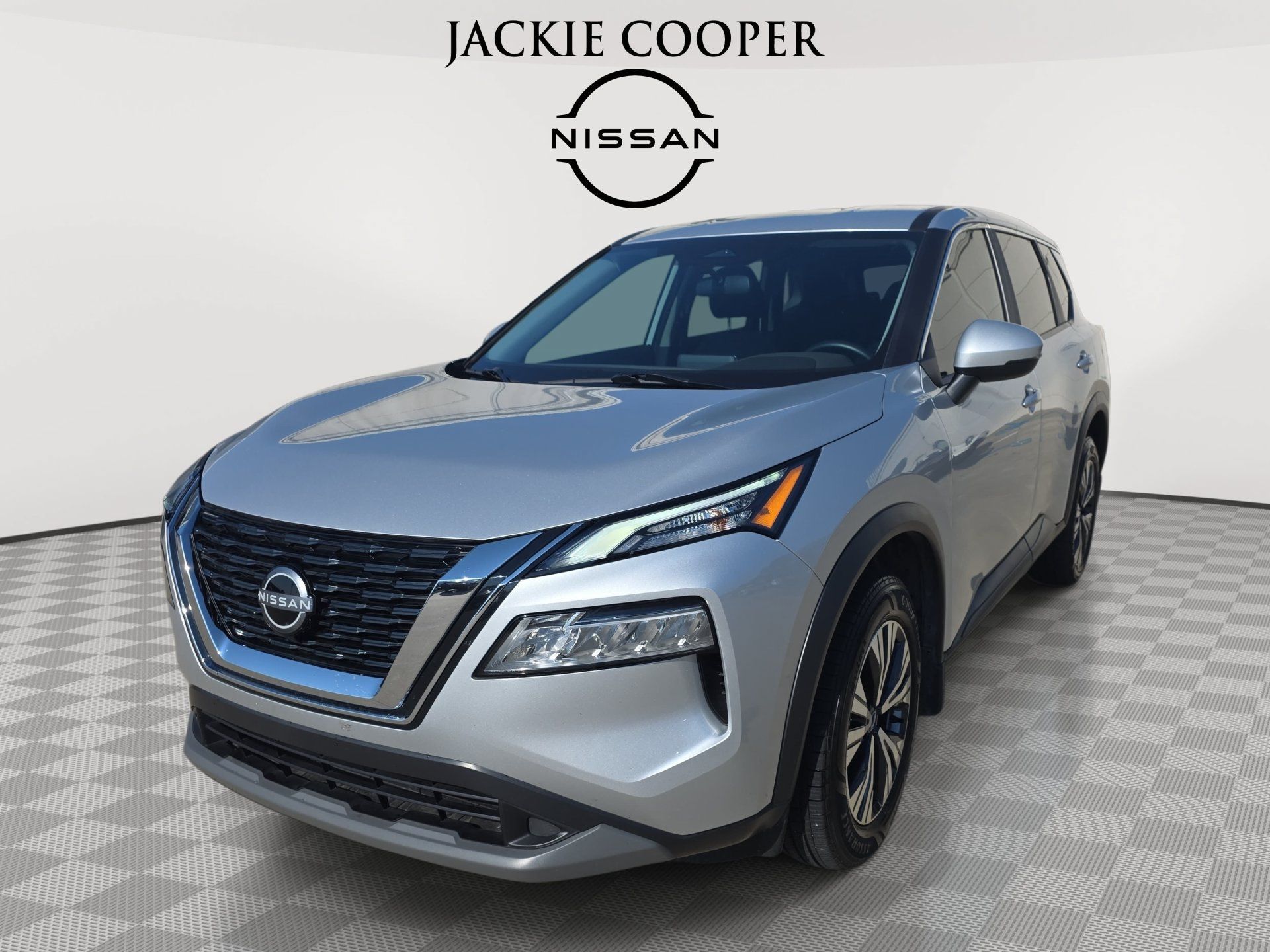 Used 2023 Nissan Rogue SV FWD image 1