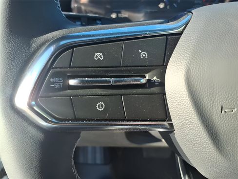 New 2026 Chevrolet Traverse LT w/ Sun and Wheel Package image 18