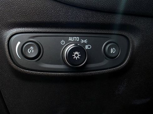 Used 2020 Chevrolet Equinox LT FWD image 15