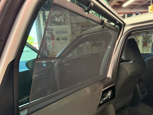 Used 2022 Mitsubishi Outlander ES image 22