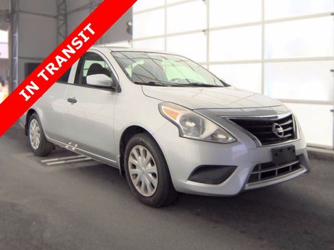 Used 2018 Nissan Versa S Plus FWD image 5
