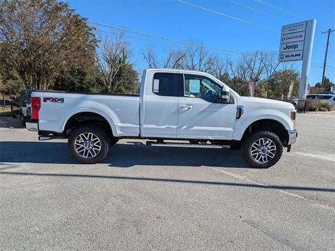 Used 2018 Ford F250 Lariat w/ Lariat Value Package image 2