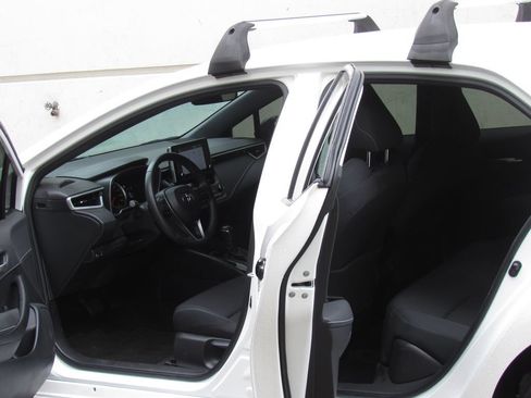 Used 2022 Toyota Corolla SE FWD image 12