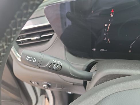 Used 2024 Buick Encore GX Sport Touring AWD/4WD image 36